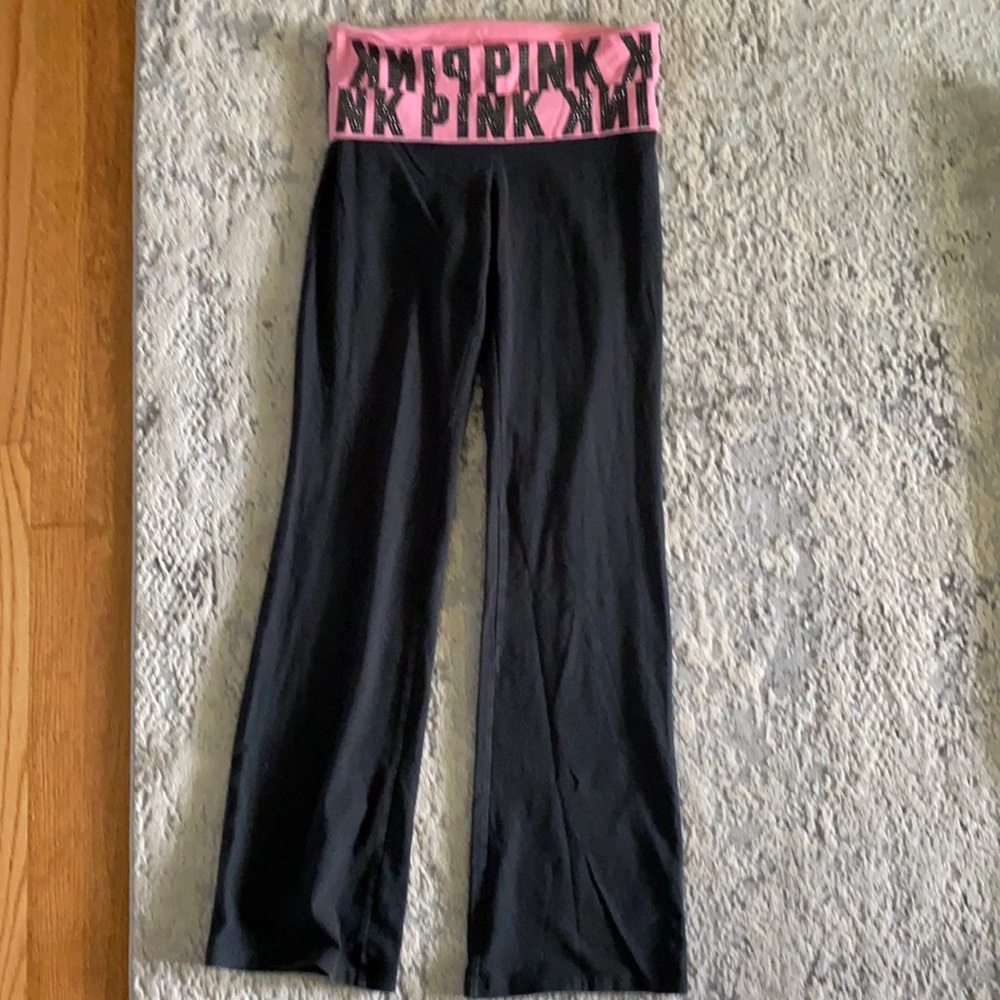 PINK yoga pants. Small